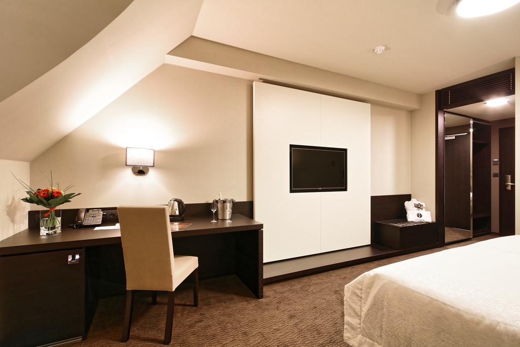 Hotel Victory Popuvky المظهر الخارجي الصورة