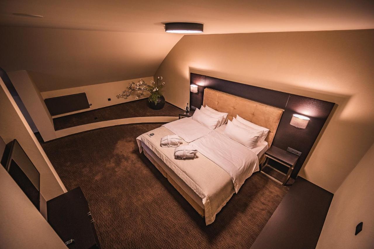 Hotel Victory Popuvky المظهر الخارجي الصورة